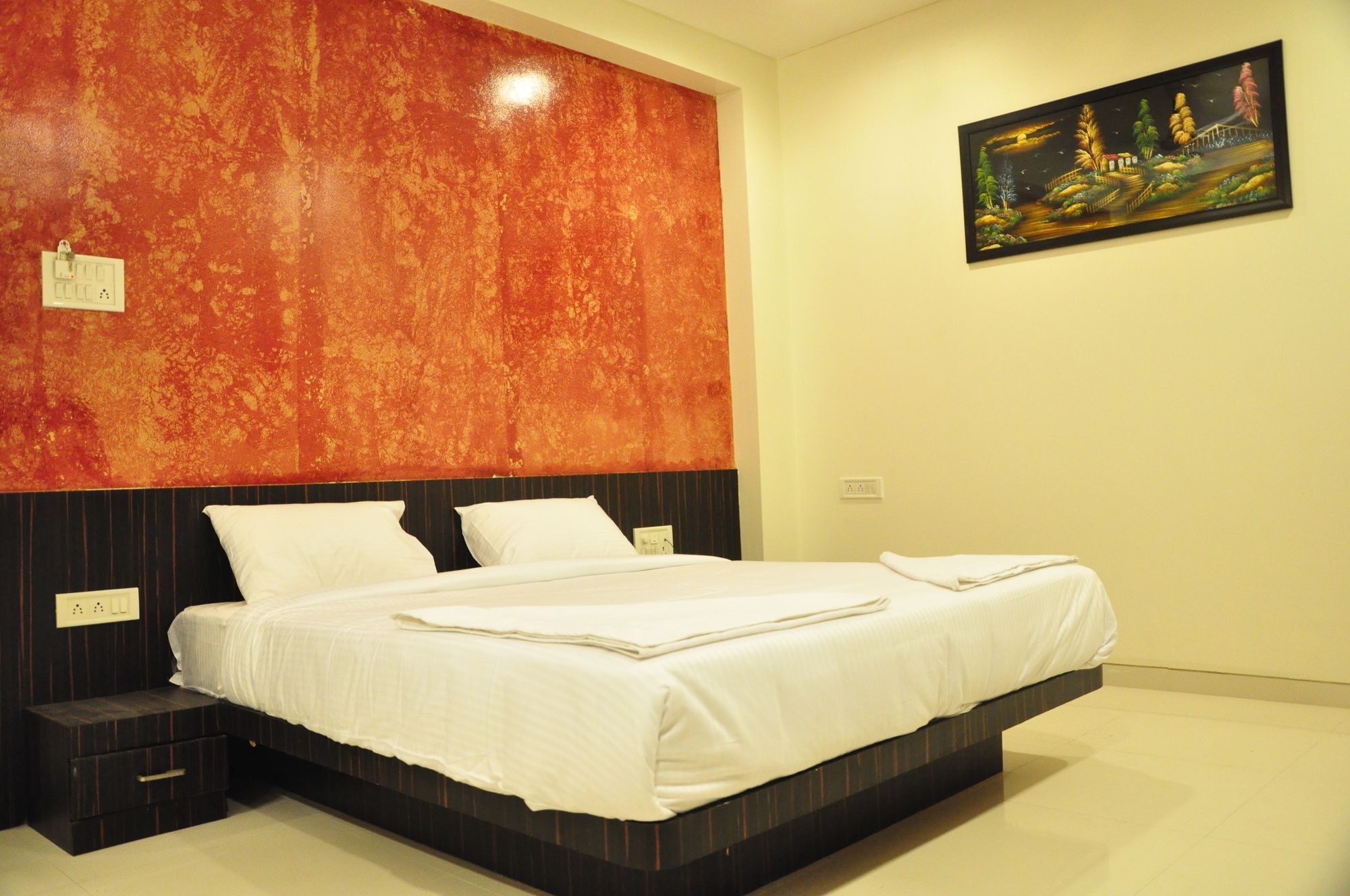 Hotel Avon International Aurangabad  Buitenkant foto